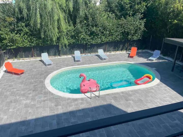 Sky Residence Airport Otopeni 12 מראה חיצוני תמונה